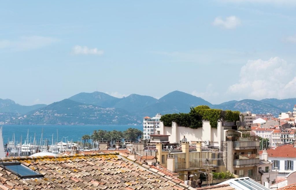 Hotel Cannes Centre Univers,